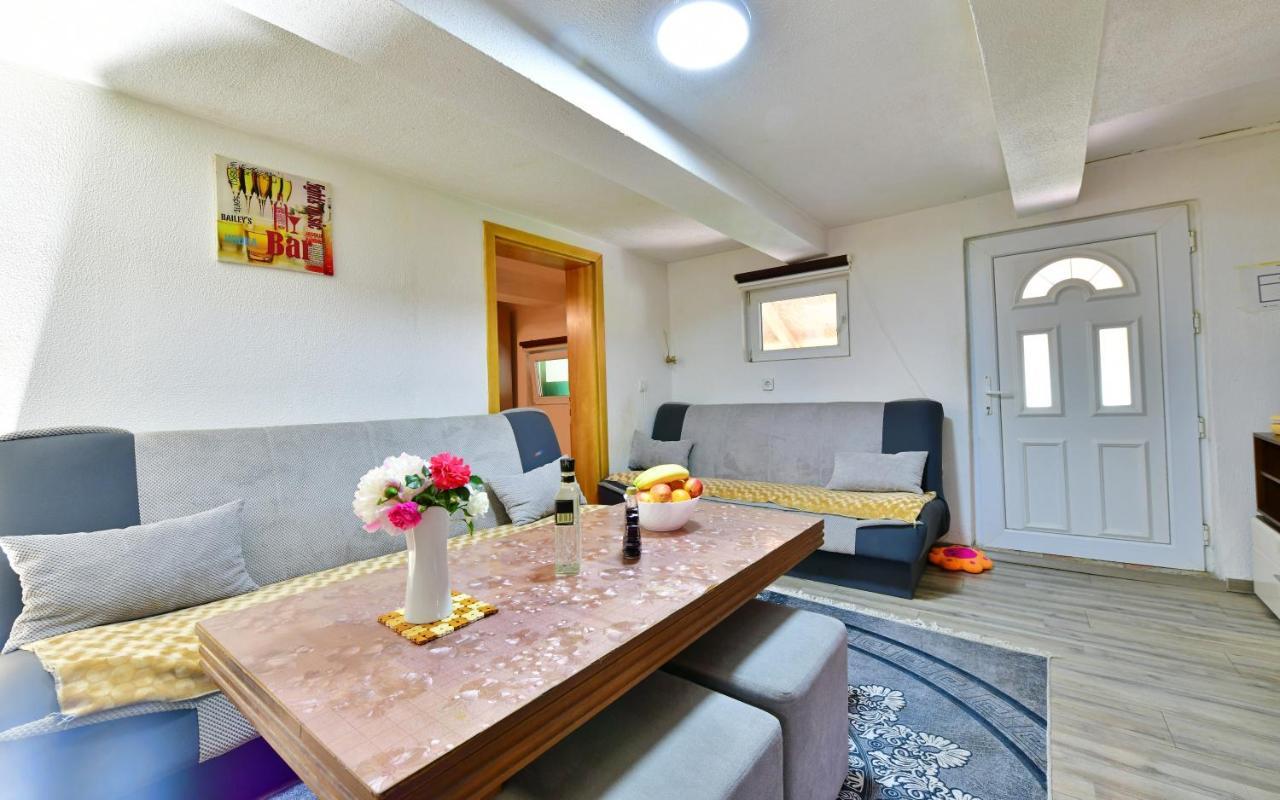 House Luna Rakovica Dış mekan fotoğraf