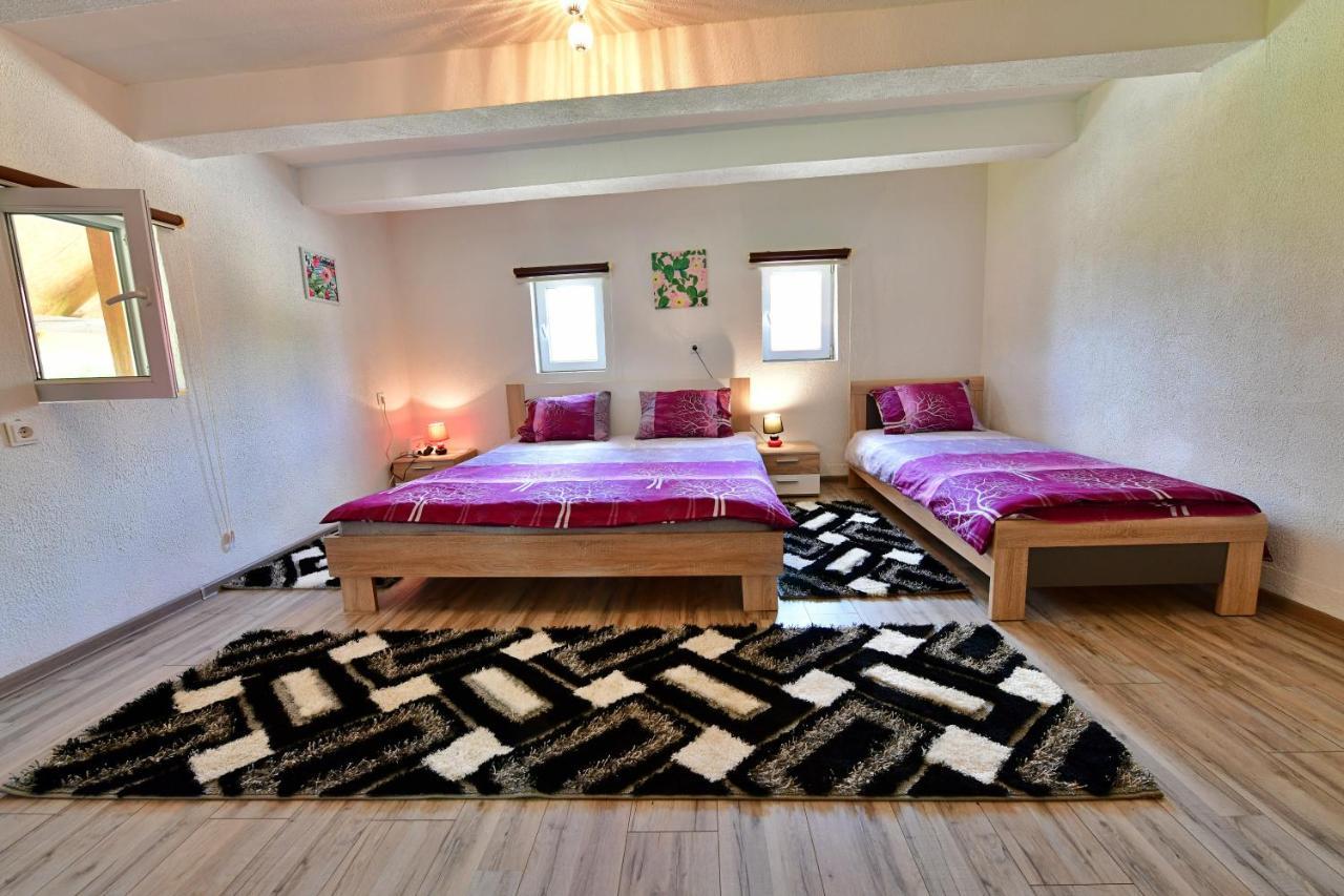 House Luna Rakovica Dış mekan fotoğraf